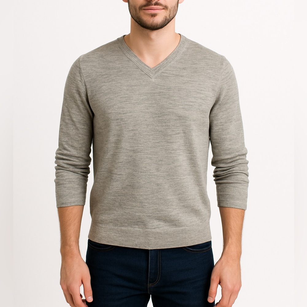 H&M Divided Grey Lightweight Neutral Casual Sweater Size Large